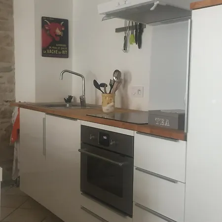 Les Tilleuls Nimois Apartment